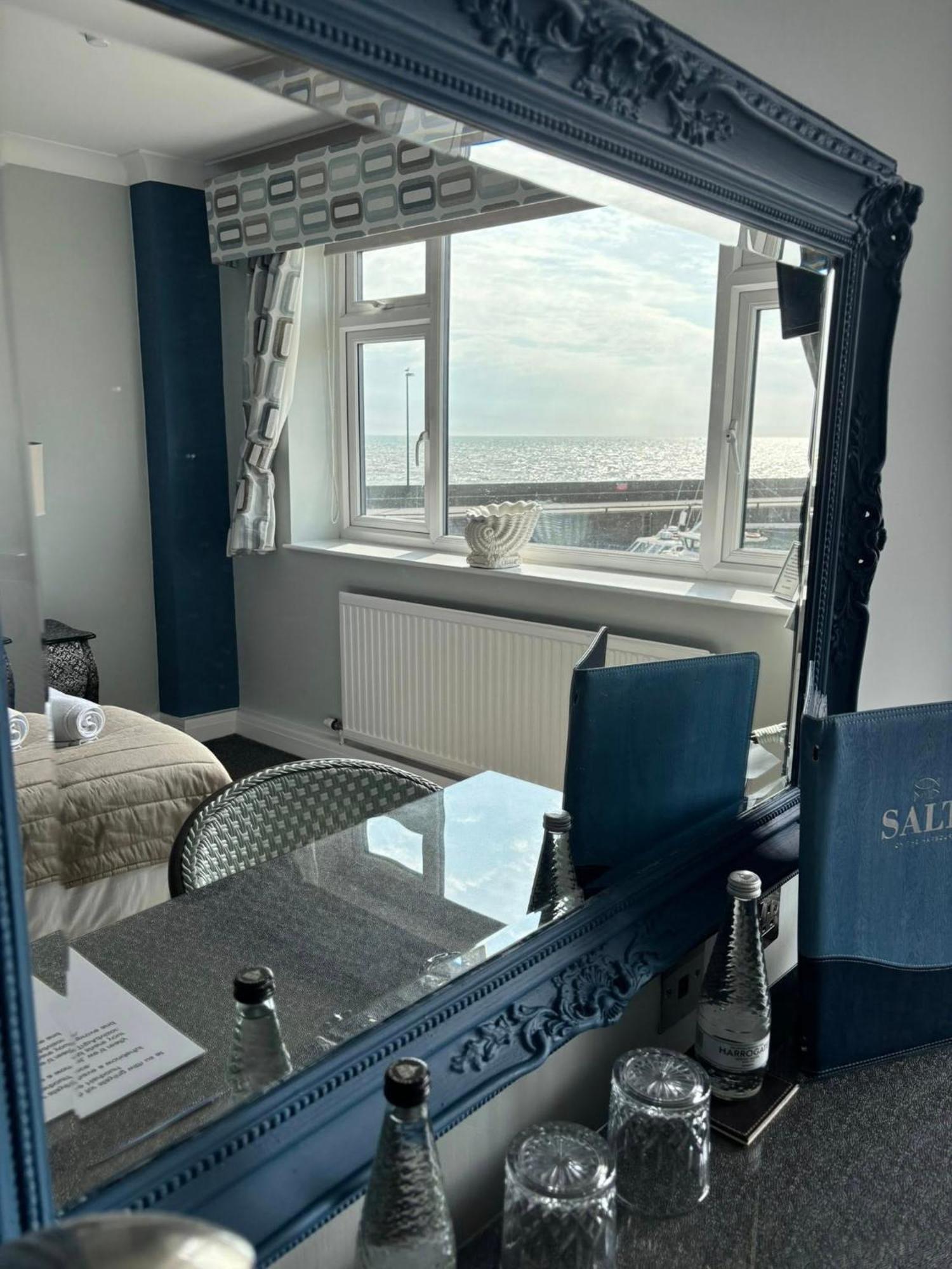 Bed and Breakfast Salt On The Harbour à Bridlington Extérieur photo